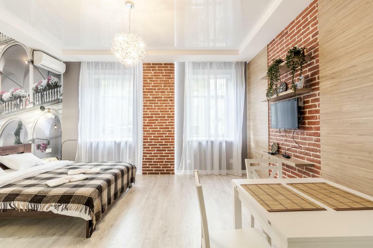 Modern Rus Apartment Liov Exterior foto