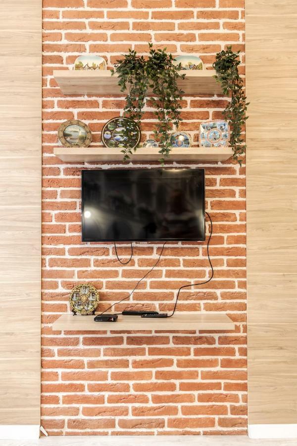 Modern Rus Apartment Liov Exterior foto